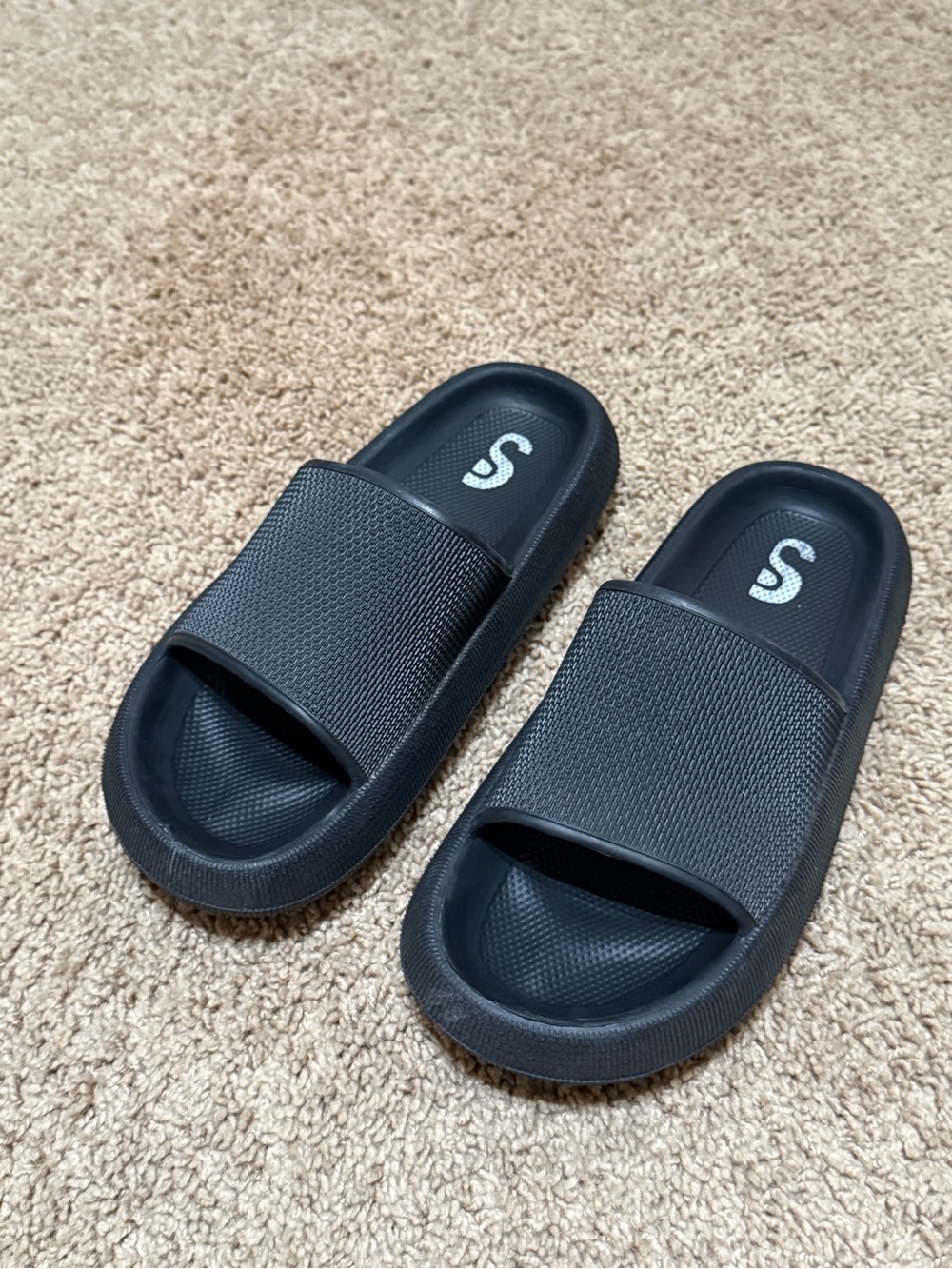 Black Cloud Slide Sandals - Comfortable Pool & Casual Slides